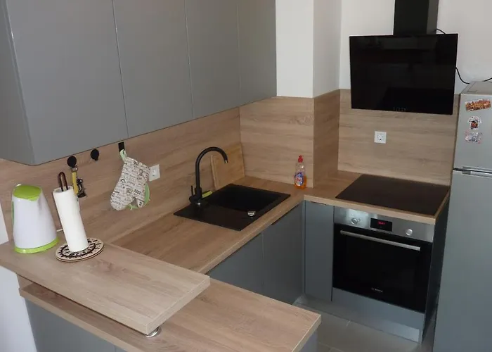 Jere With Private Parking Apartament *